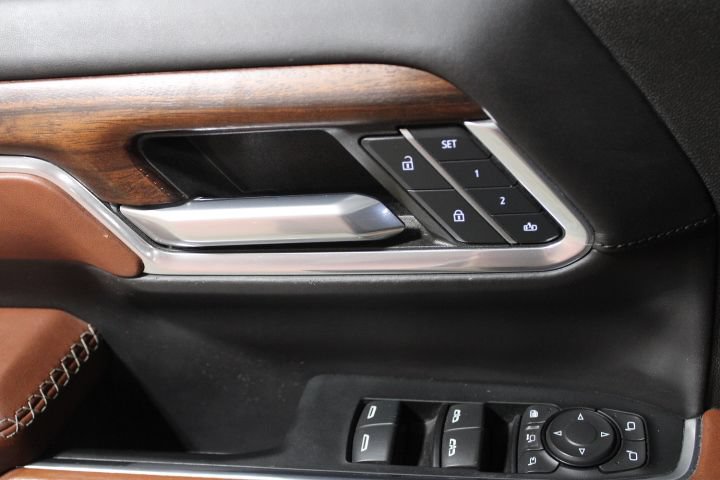 Used 2024 GMC Sierra 2500 Denali Ultimate AWD/4WD image 17