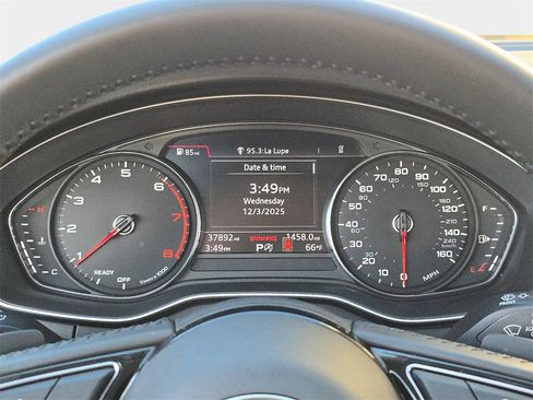 Used 2019 Audi A4 2.0T Premium image 25