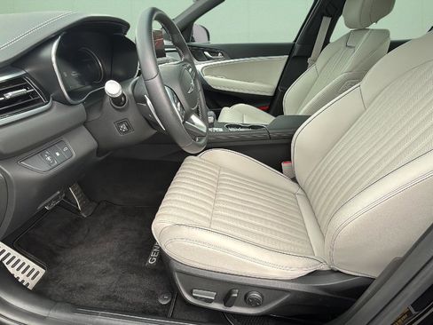 Certified 2025 Genesis G70 2.5T w/ Sport Prestige Package image 19