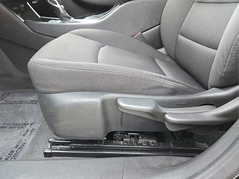 Used 2024 Chevrolet Malibu LS FWD image 23
