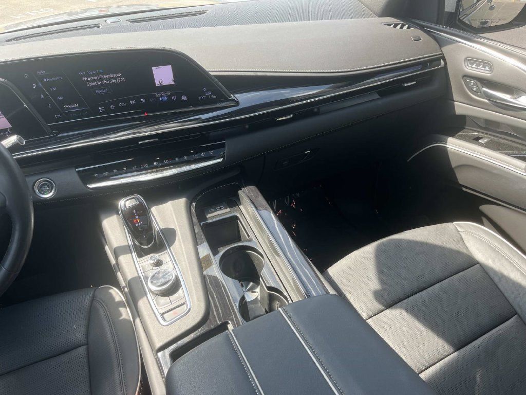 Certified 2024 Cadillac Escalade Sport w/ Touring Package AWD/4WD image 15