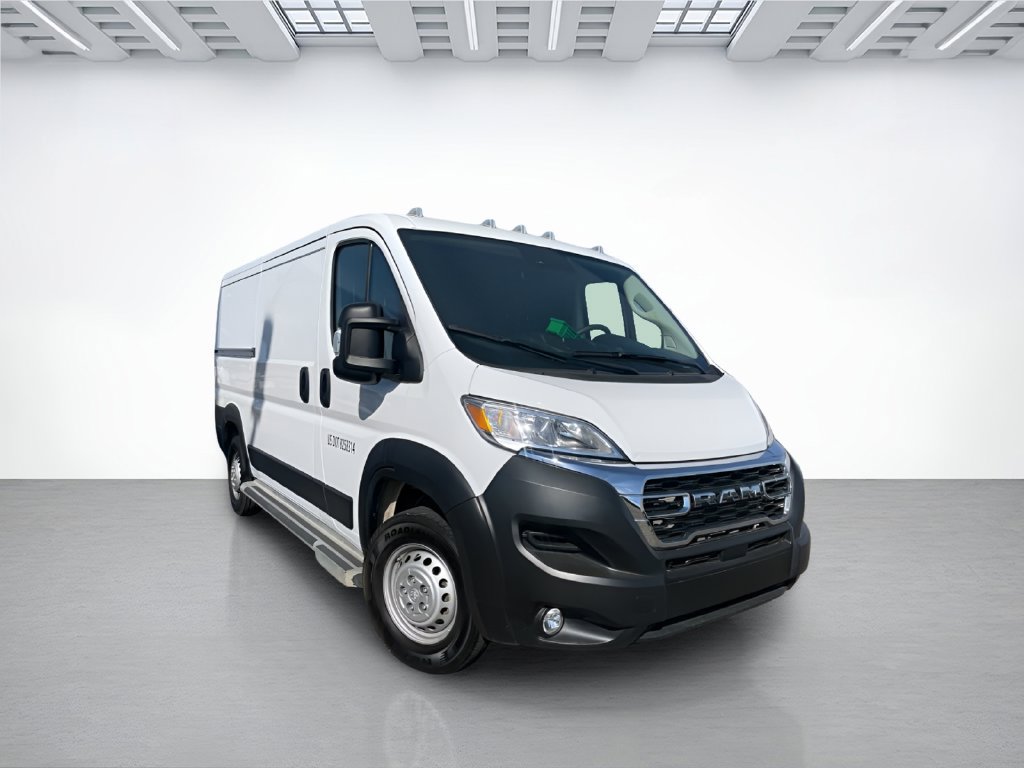 Used 2025 RAM ProMaster 2500 w/ U-Haul Equipment Group FWD image 3