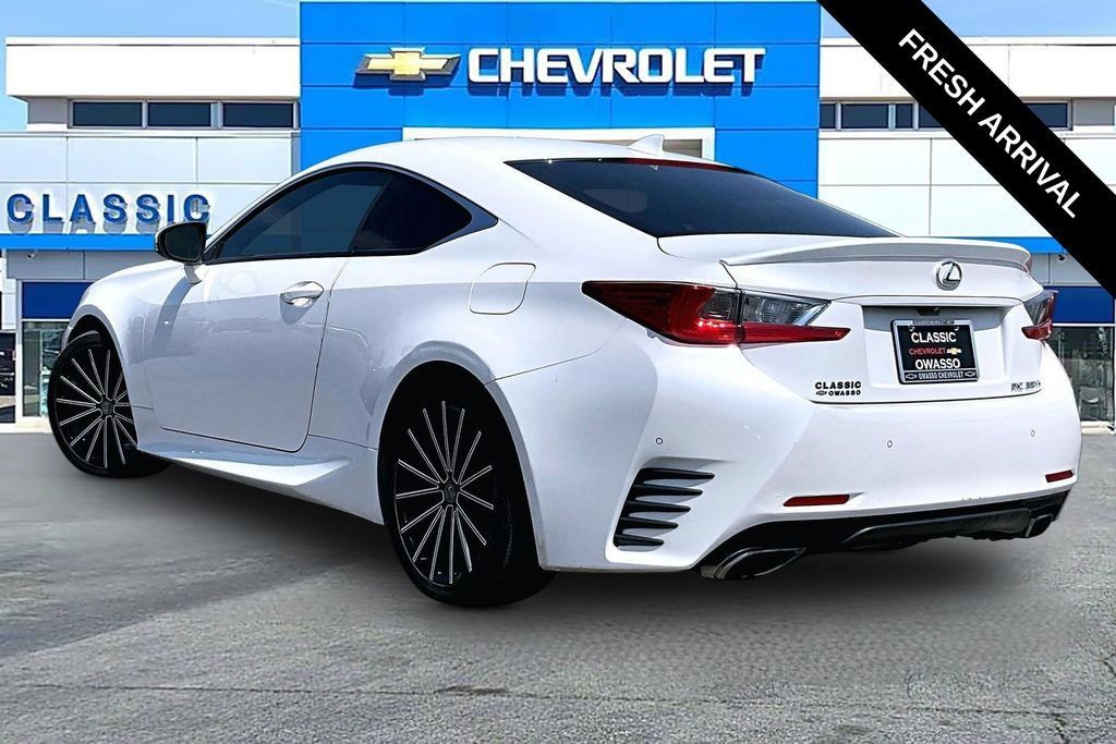 Used 2015 Lexus RC 350 w/ Luxury Package RWD image 3