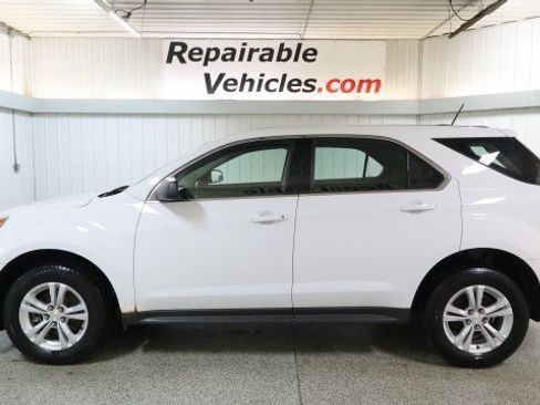 Used 2015 Chevrolet Equinox LS FWD image 1
