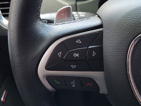 Used 2016 Dodge Durango R/T w/ Technology Group AWD/4WD image 29