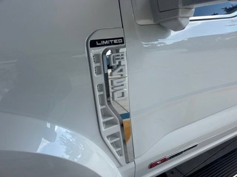 Used 2024 Ford F450 Limited AWD/4WD image 11