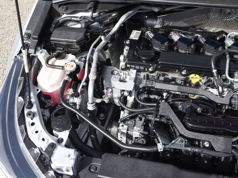 Used 2022 Toyota Corolla SE image 11