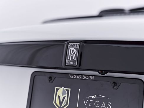Used 2020 Rolls-Royce Dawn RWD image 34