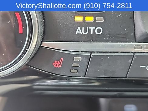 Used 2022 Ford Escape SEL w/ Technology Package FWD image 11