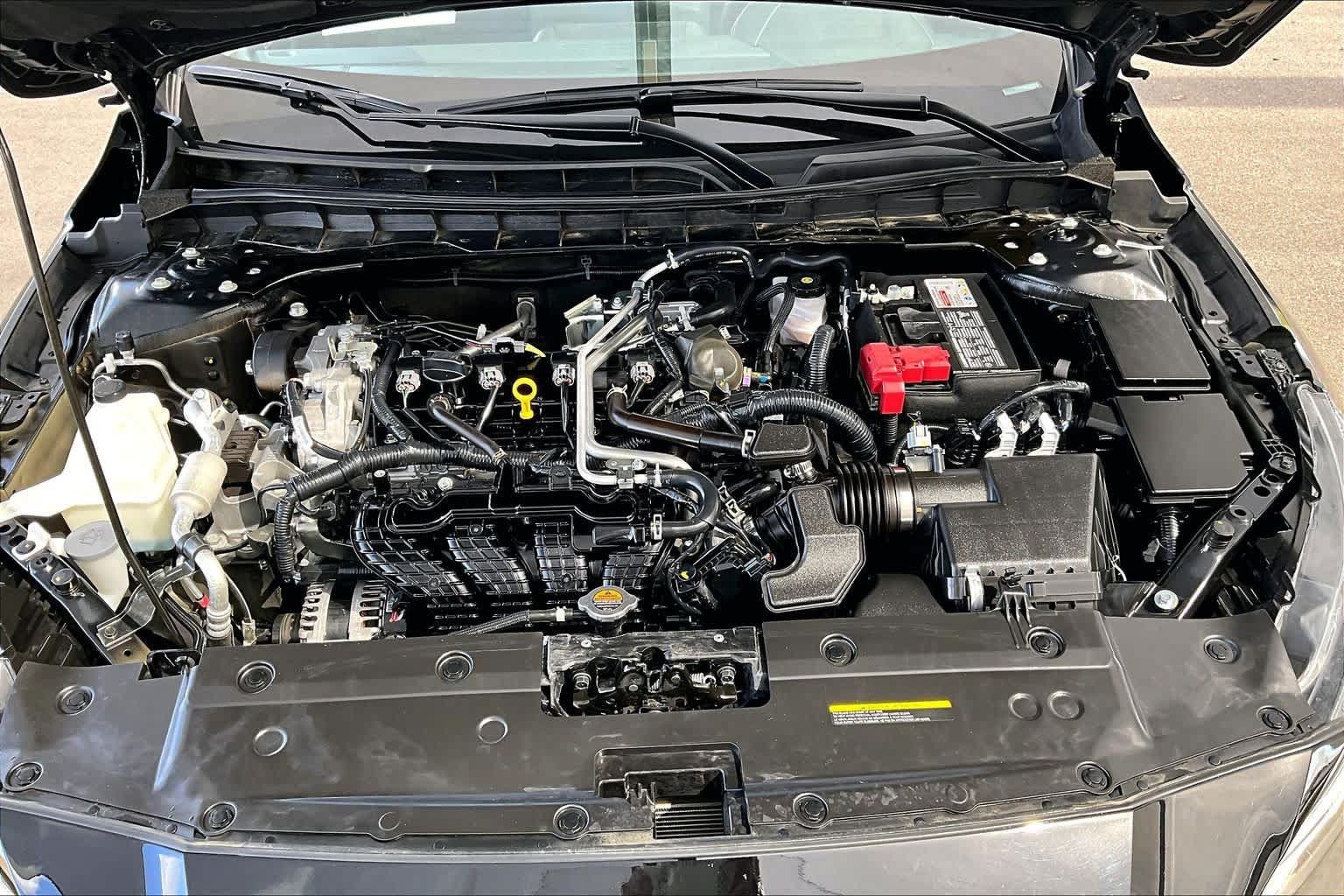 Certified 2025 Nissan Altima 2.5 SR w/ SR Premium Package FWD image 32