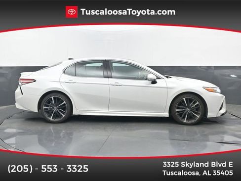 Used 2020 Toyota Camry XSE image 1