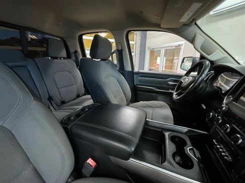 Used 2019 RAM 1500 Big Horn RWD image 24