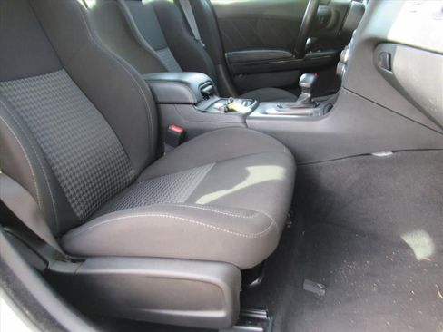 Used 2023 Dodge Charger GT w/ Blacktop Package image 9