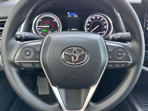 Used 2024 Toyota Camry LE image 19