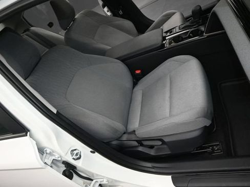 Used 2025 Toyota Camry LE w/ Convenience Package FWD image 17