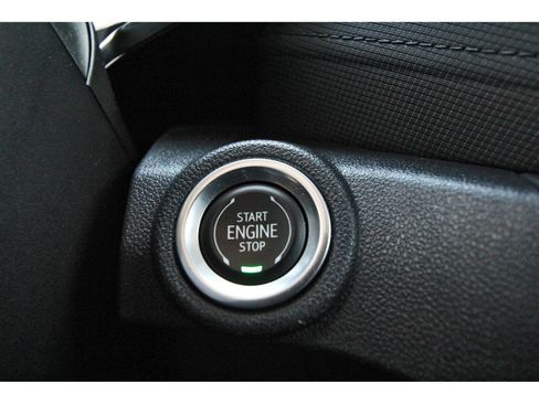 Used 2022 Chevrolet TrailBlazer LT FWD image 19