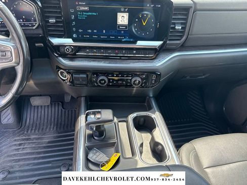 Used 2022 Chevrolet Silverado 1500 LTZ w/ LTZ Premium Package AWD/4WD image 20