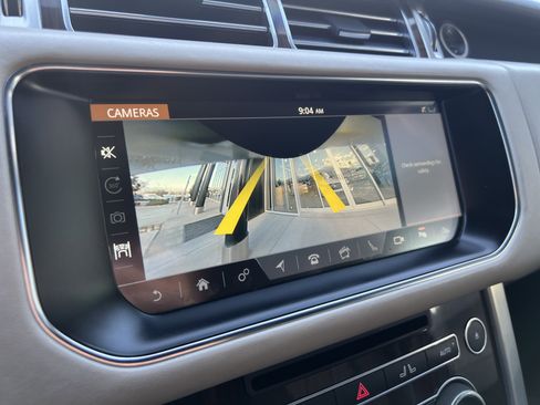 Used 2017 Land Rover Range Rover Supercharged image 22