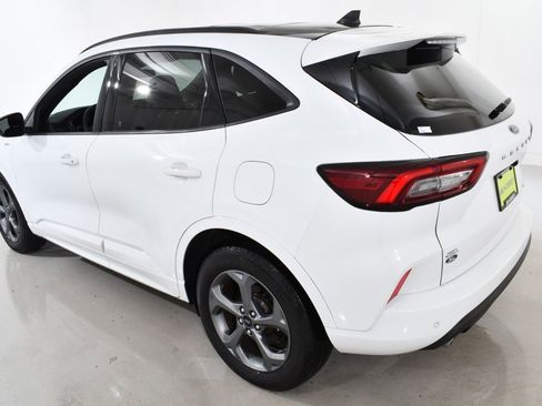 Used 2023 Ford Escape ST-Line w/ Tech Pack #1 image 15