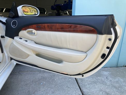 Used 2008 Lexus SC 430 Convertible image 32