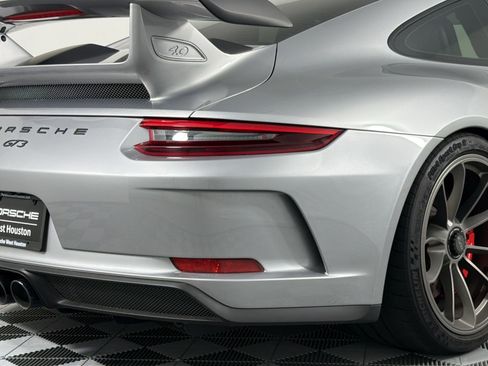 Used 2018 Porsche 911 GT3 w/ Sport Chrono Package RWD image 26