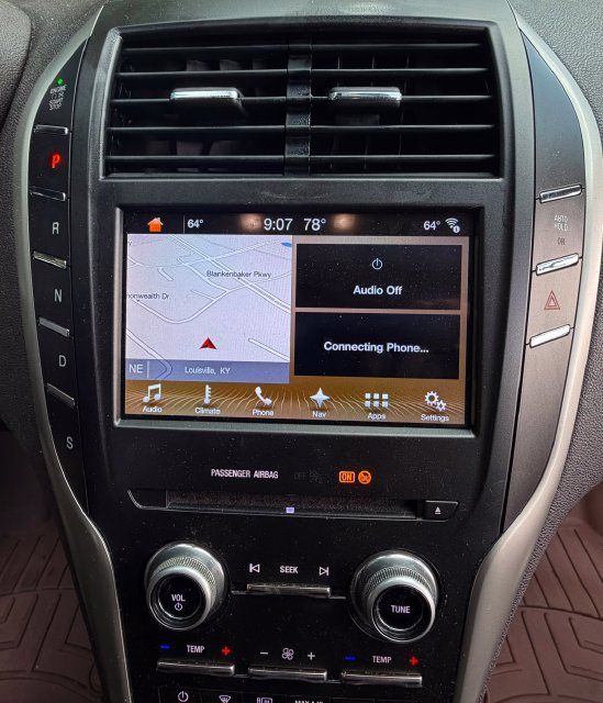 Used 2017 Lincoln MKC Select w/ Select Plus Package AWD/4WD image 28