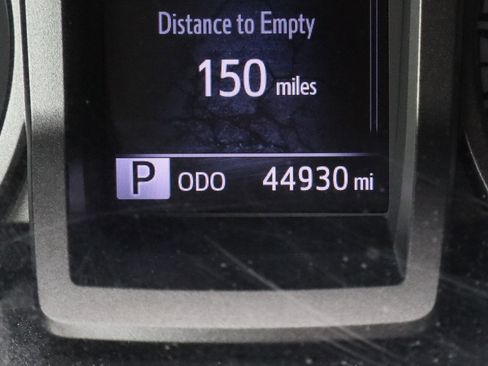 Used 2022 Toyota Tacoma TRD Off-Road image 34