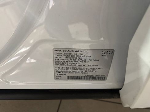 Used 2022 Audi Q4 e-tron Prestige image 37