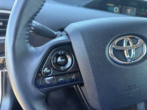 Used 2020 Toyota Prius Prime LE image 19
