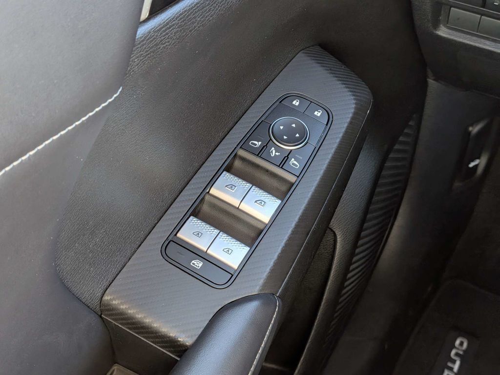 Used 2023 Mitsubishi Outlander SE FWD image 20
