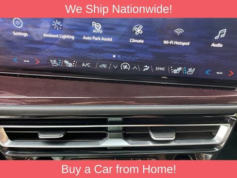 Used 2024 Chevrolet Traverse RS AWD/4WD image 25
