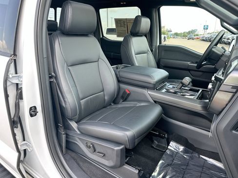 Used 2026 Ford F150 Lariat AWD/4WD image 25