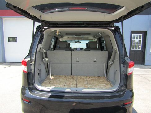 Used 2015 Nissan Quest Platinum image 14