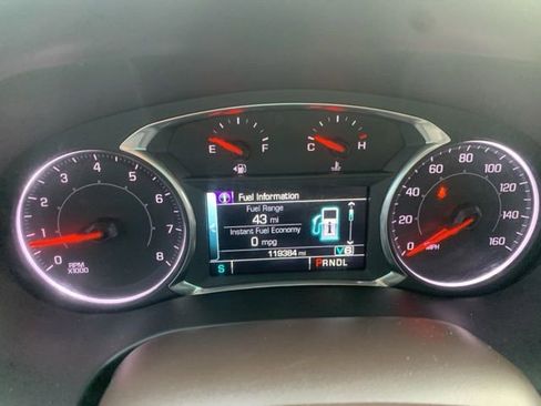 Used 2018 GMC Acadia SLT image 13