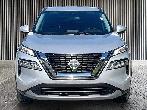 Used 2021 Nissan Rogue SV FWD image 4