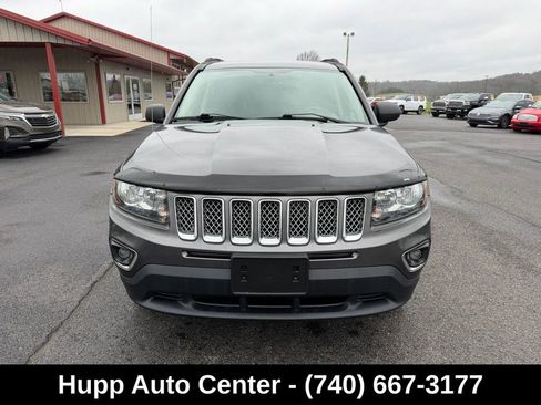 Used 2017 Jeep Compass High Altitude AWD/4WD image 2