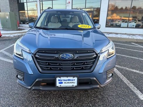 Used 2023 Subaru Forester Premium image 12