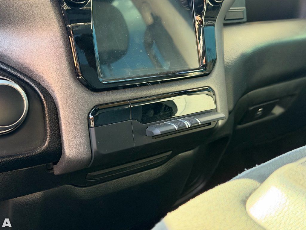 Used 2020 RAM 1500 Big Horn RWD image 10