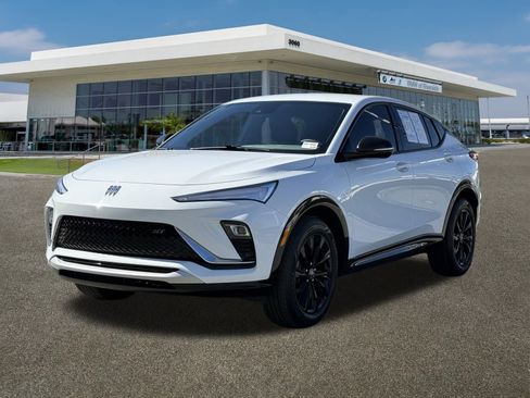 Used 2024 Buick Envista Sport Touring image 4