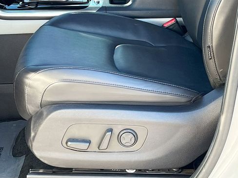 Used 2024 Kia Carnival SX FWD image 19