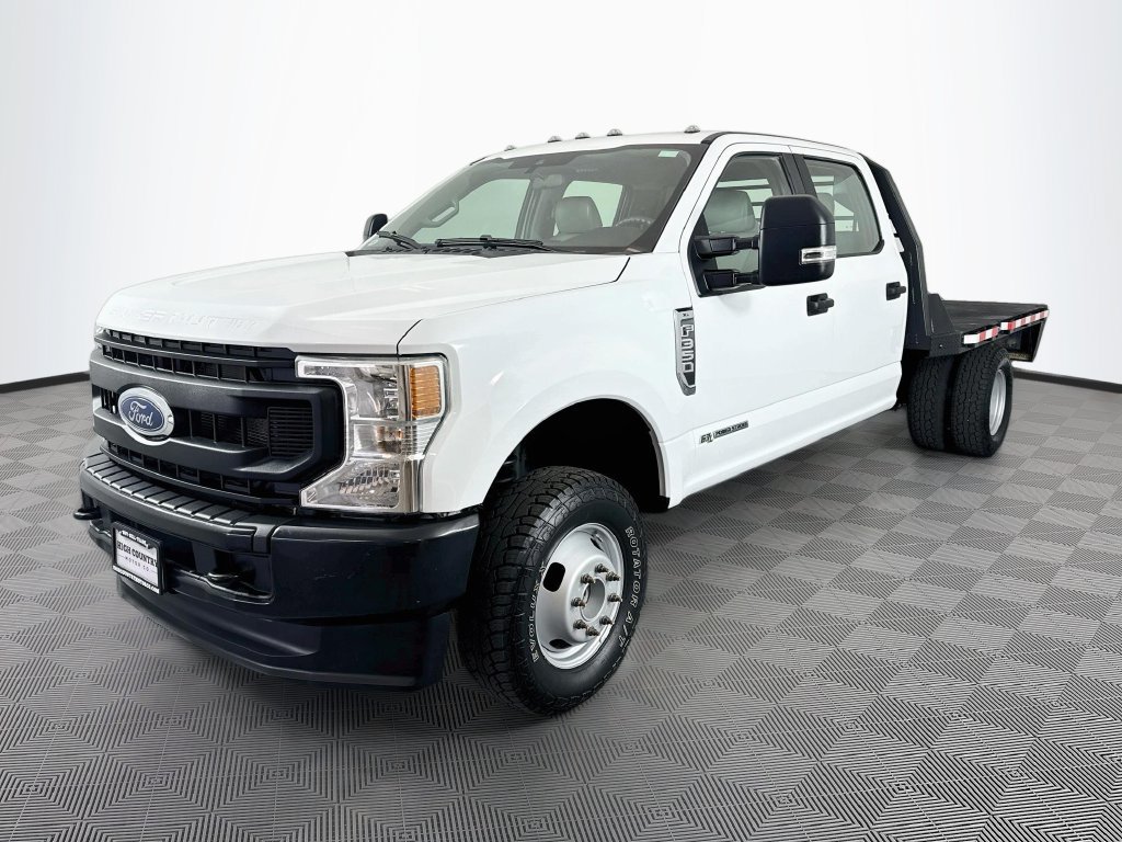 Used 2022 Ford F350 XL w/ Power Equipment Group AWD/4WD image 3