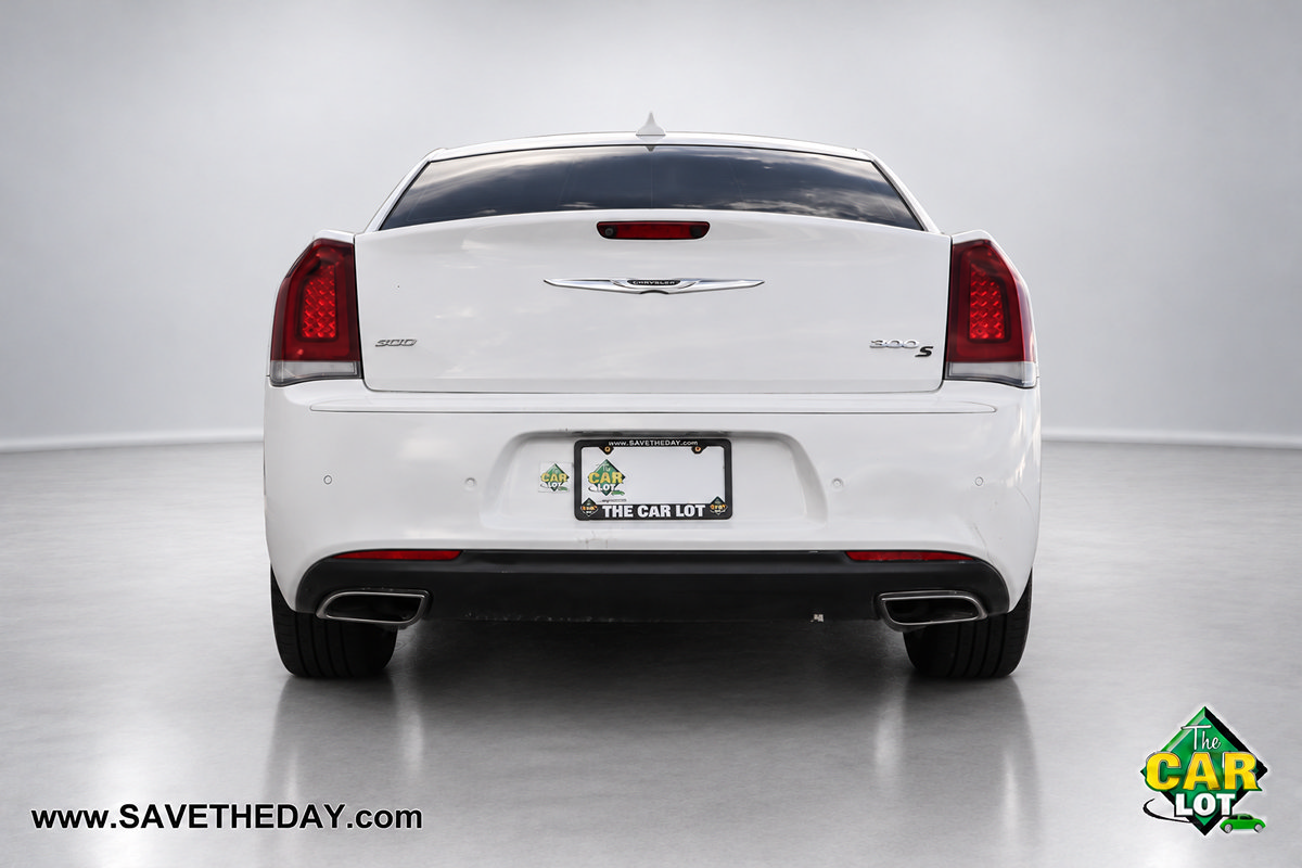 Used 2020 Chrysler 300 S w/ 300S Premium Group AWD/4WD image 7