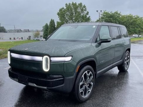 Used 2025 Rivian R1S Adventure AWD/4WD image 2