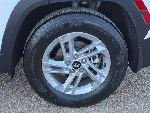 Certified 2026 Hyundai Tucson SE image 30