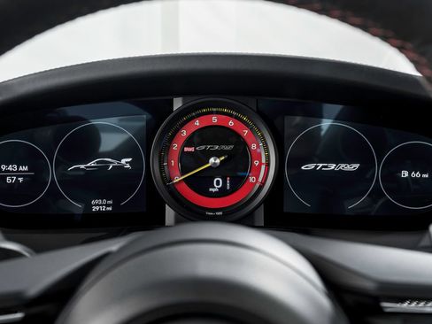 Used 2024 Porsche 911 GT3 RS image 16