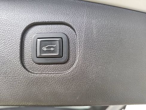 Used 2015 Chevrolet Equinox LT w/ Chrome Appearance Package AWD/4WD image 17