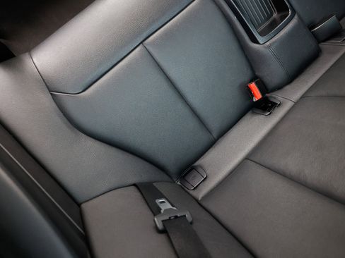 Used 2016 BMW 228i xDrive Coupe image 10