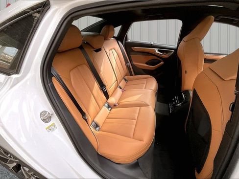 New 2026 Audi A6 Premium Plus image 10