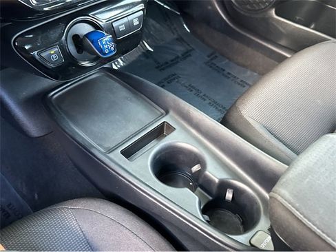 Used 2022 Toyota Prius L Eco image 29