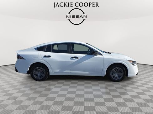 New 2026 Nissan Sentra S w/ S Cold Weather Package FWD image 4
